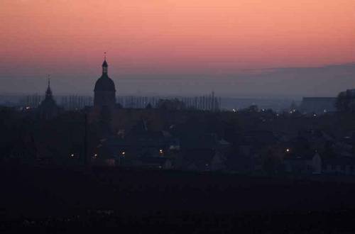 Beaune_at_Dawn_4026.jpg